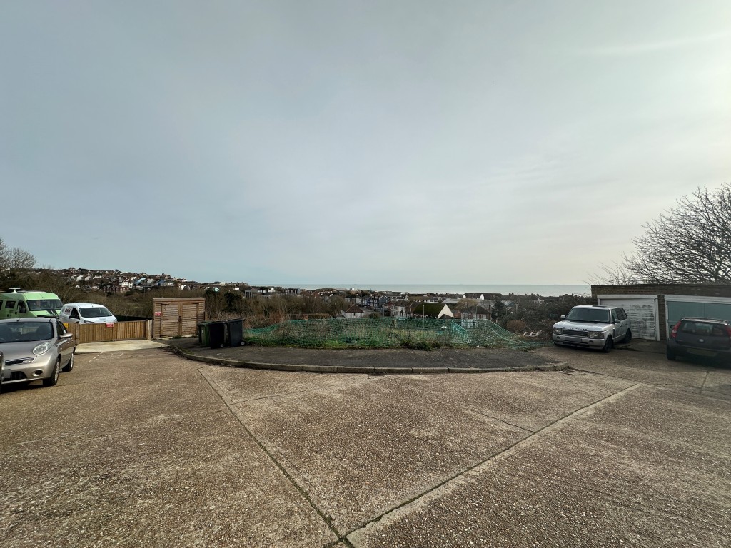 Lot: 32 - LAND WITH PLANNING FOR THREE TWO-BEDROOM FLATS WITH PARKING - Land located on Harley Way